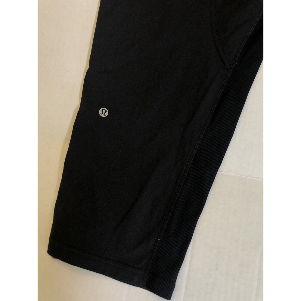 Lululemon Dance Studio Crop *25" Size 12 Black Ruched Cinch Hems - Picture 11 of 11